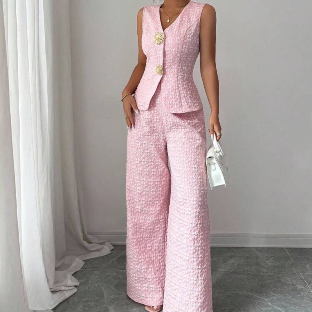 Two piece pink set